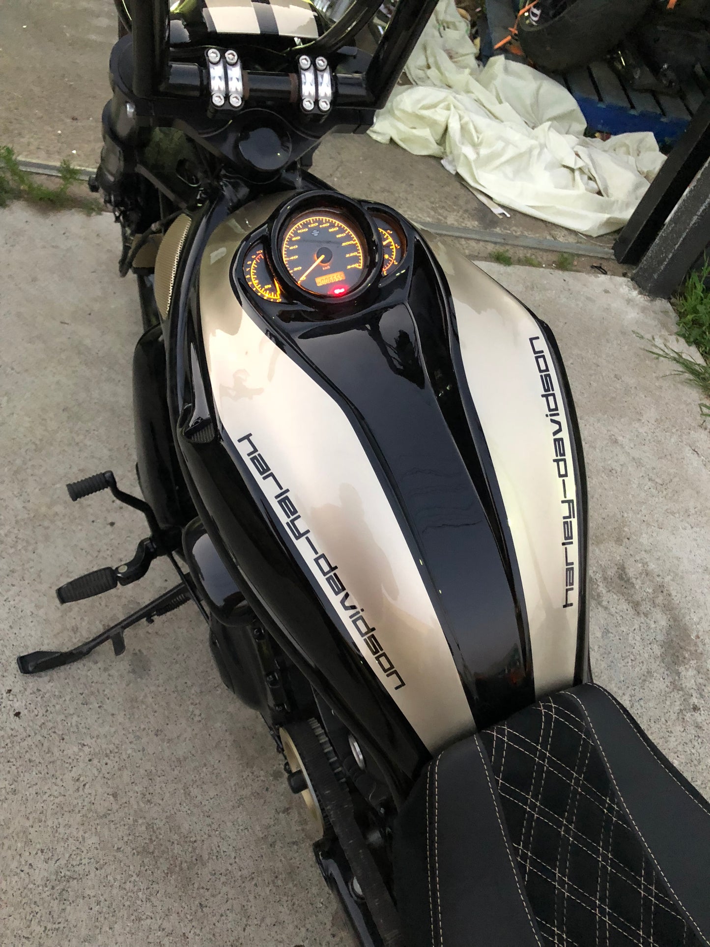 Phantom style airbox