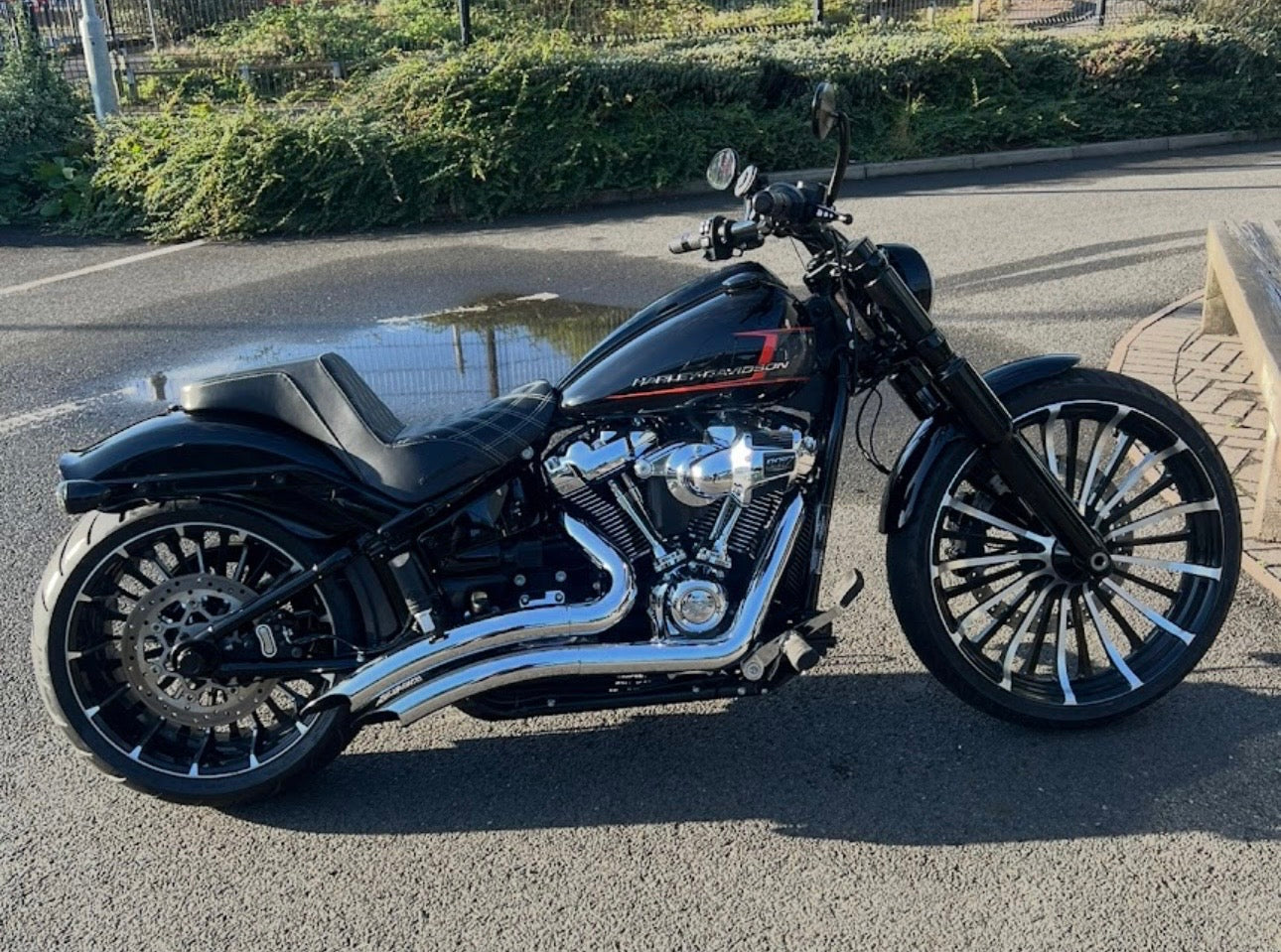 23 inch Harley Davidson Breakout replica billet wheel