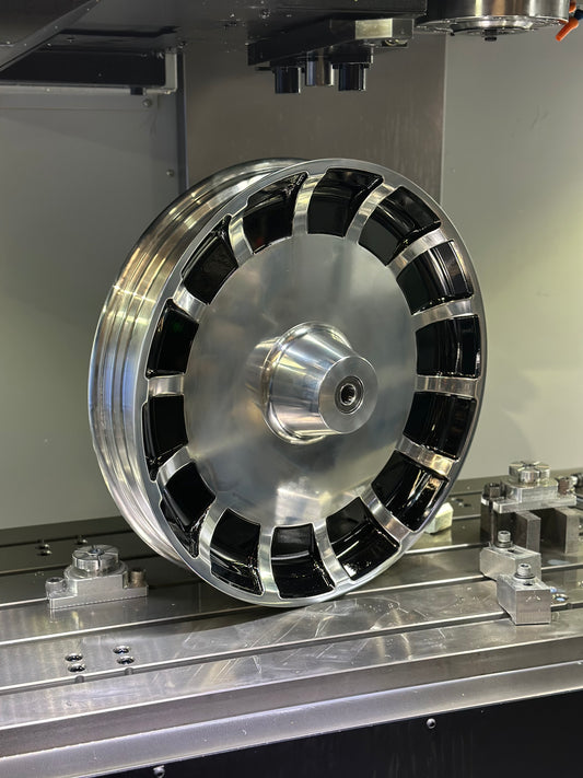 Fatboy FLFBS solid replica wheel 23”