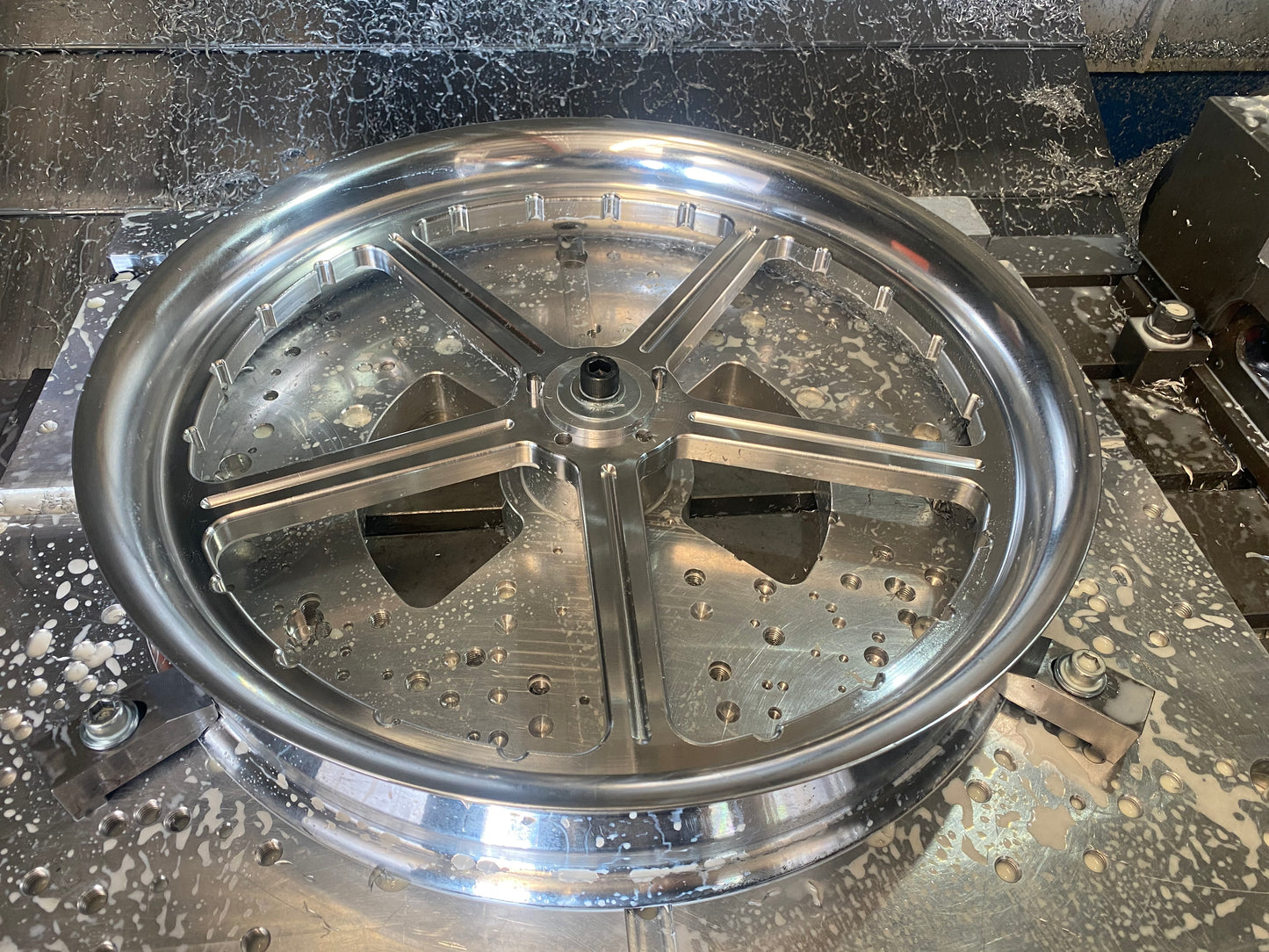 Screaming Eagle replica wheel