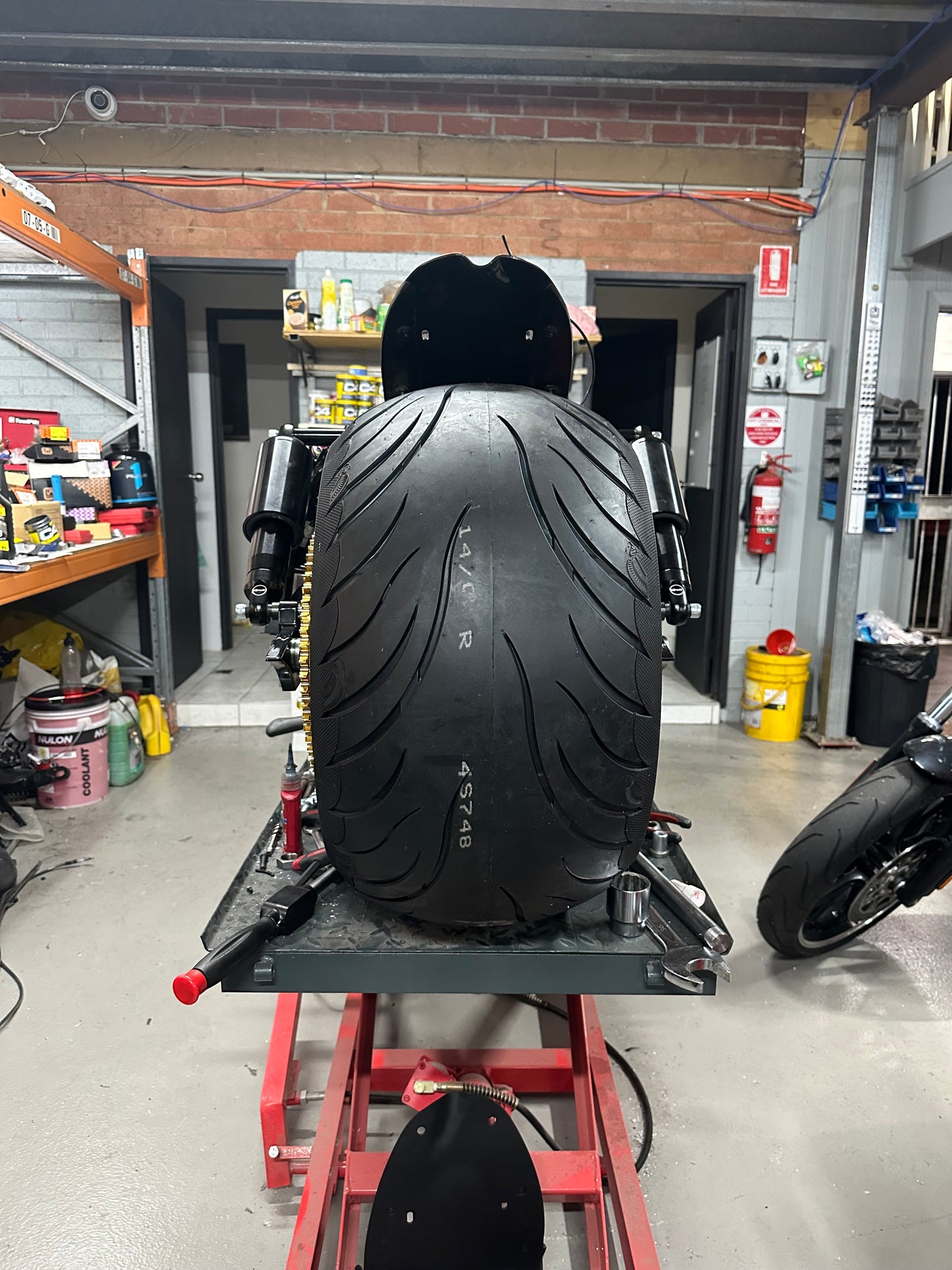 330 vrod nrs/muscle rear end kit