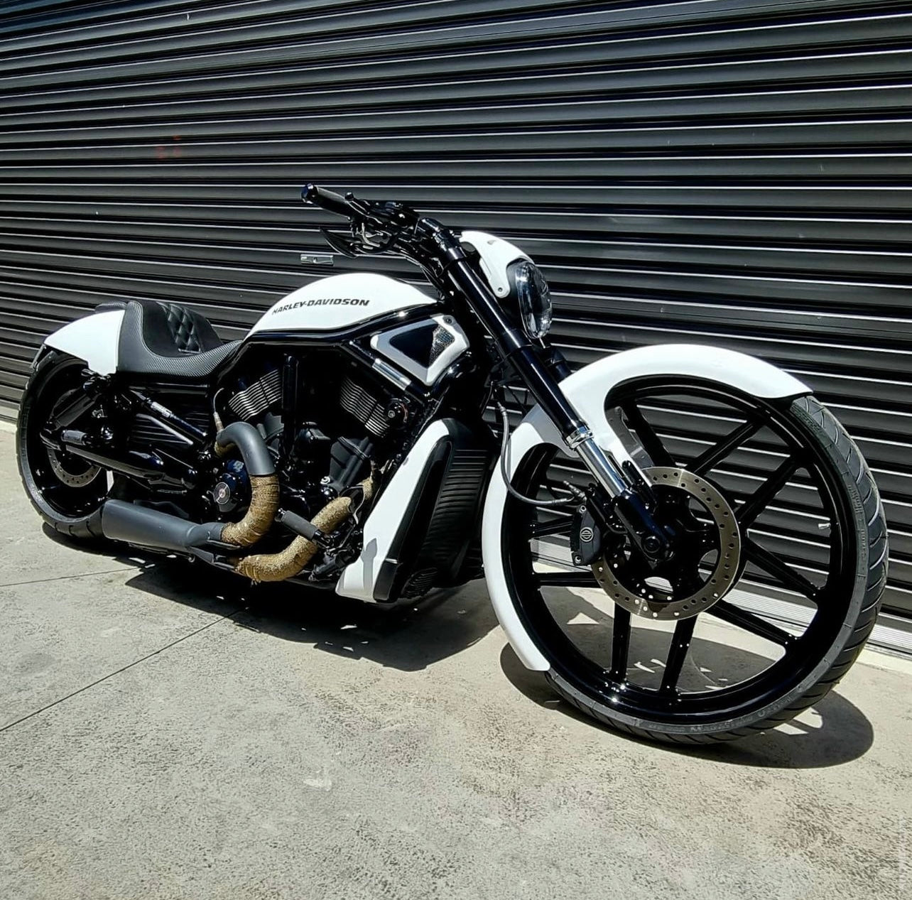 55mm Vrod rake kit with fat fork sleeves