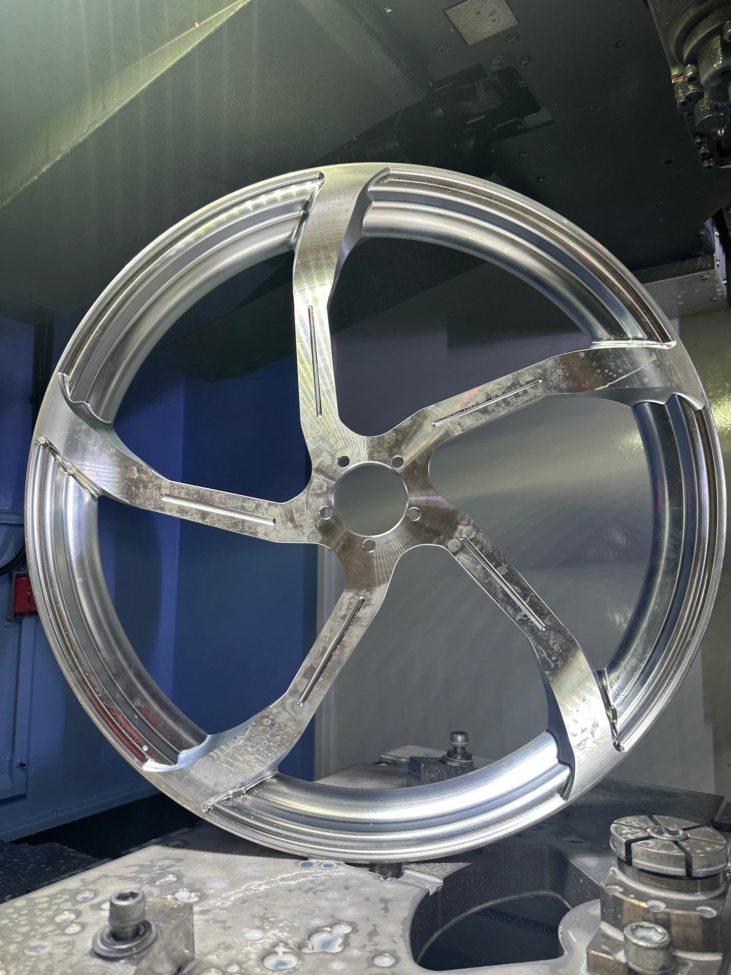 Aggressor CVO prostreet replica