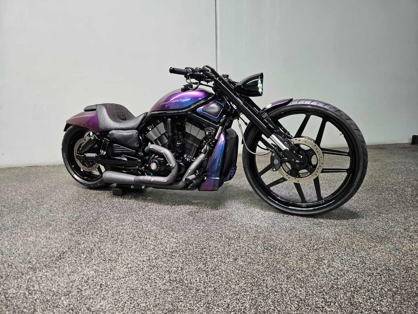 55mm Vrod rake kit with fat fork sleeves