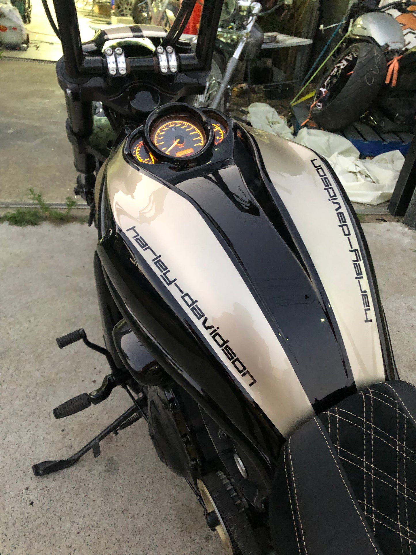 Phantom style airbox