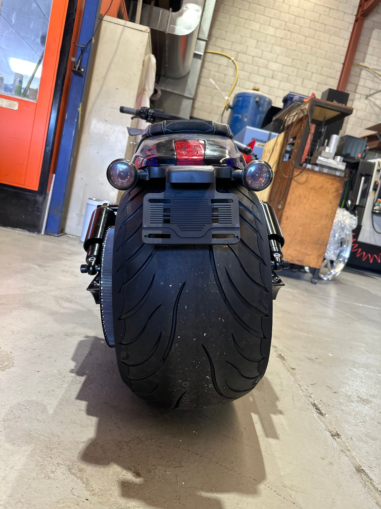 330 vrod nrs/muscle rear end kit