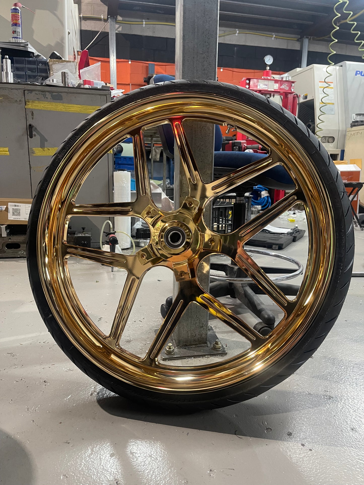 23” Nightrod front package Billet wheel complete kit