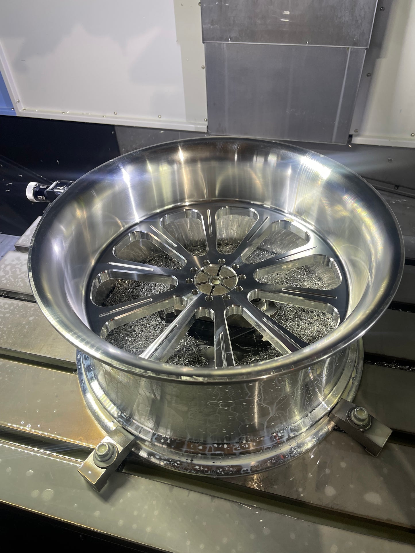 260/280 rear wheel 18x8.5”